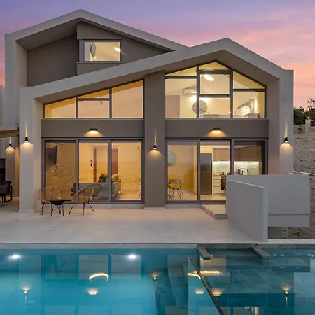 Theo Luxury Agia Marina