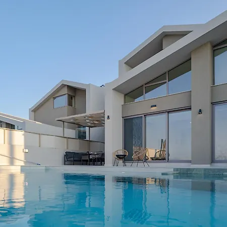 Theo Luxury Agia Marina