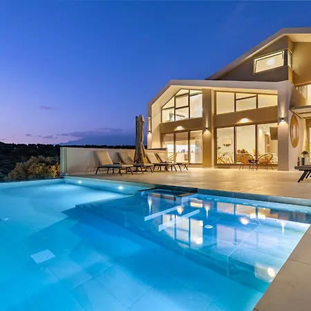 Theo Luxury * Agia Marina