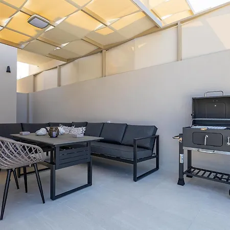 Villa Theo Luxury *